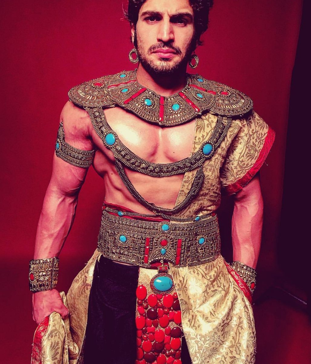 Rajattokass's tweet photo. Happy navaratri everyone 😊😊 https://t.co/awPXmD7uot