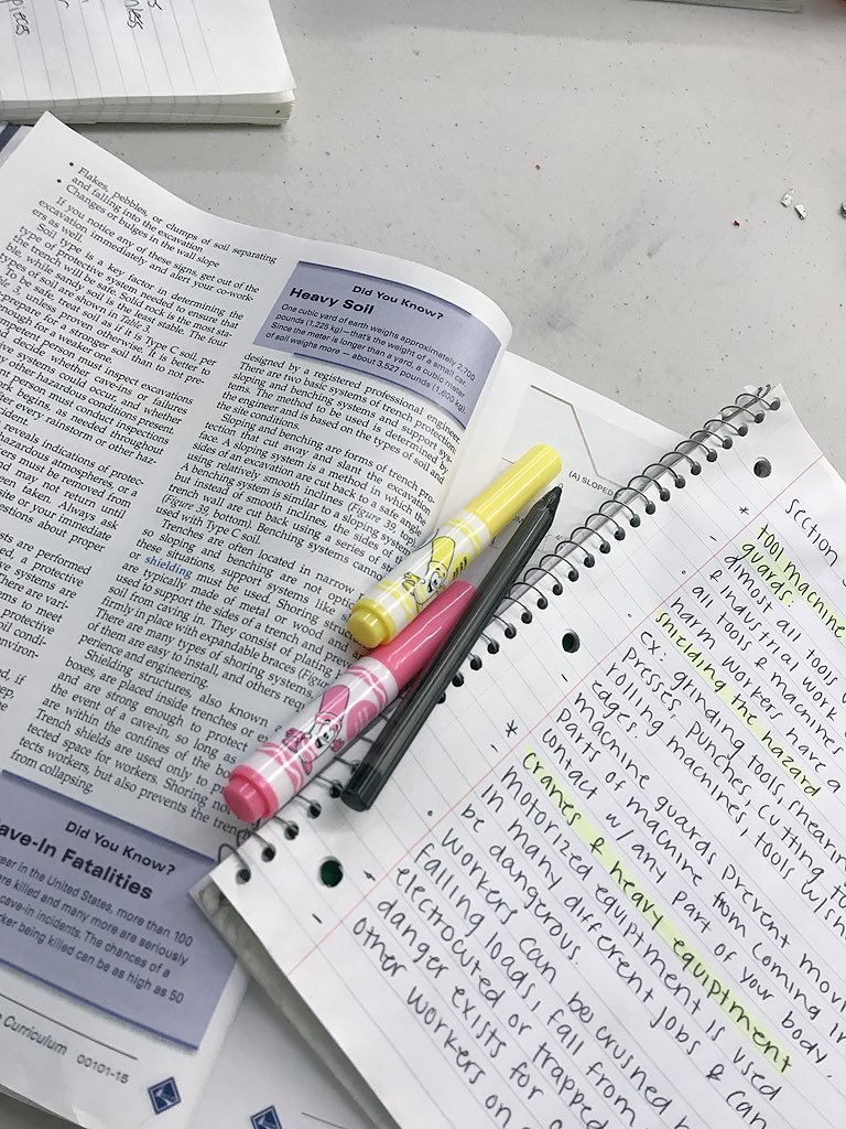 jasshdzz's tweet image. #schoolflow #weldingboyzz 👩🏻‍🏭👨🏻‍🏭