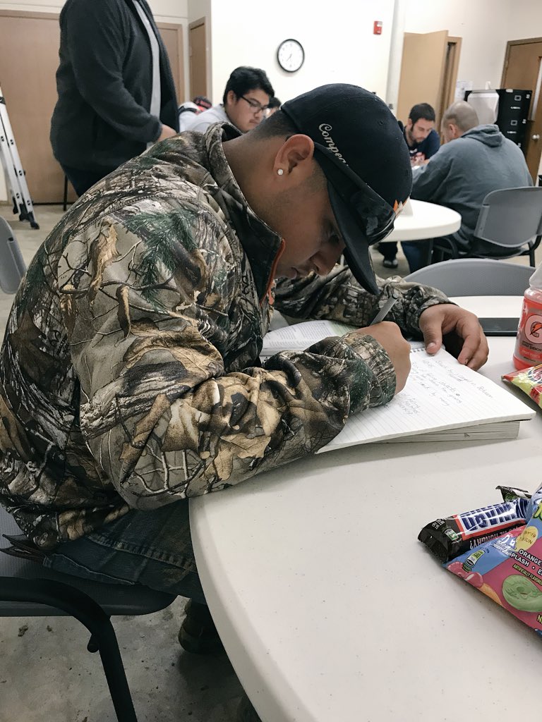 jasshdzz's tweet image. #schoolflow #weldingboyzz 👩🏻‍🏭👨🏻‍🏭