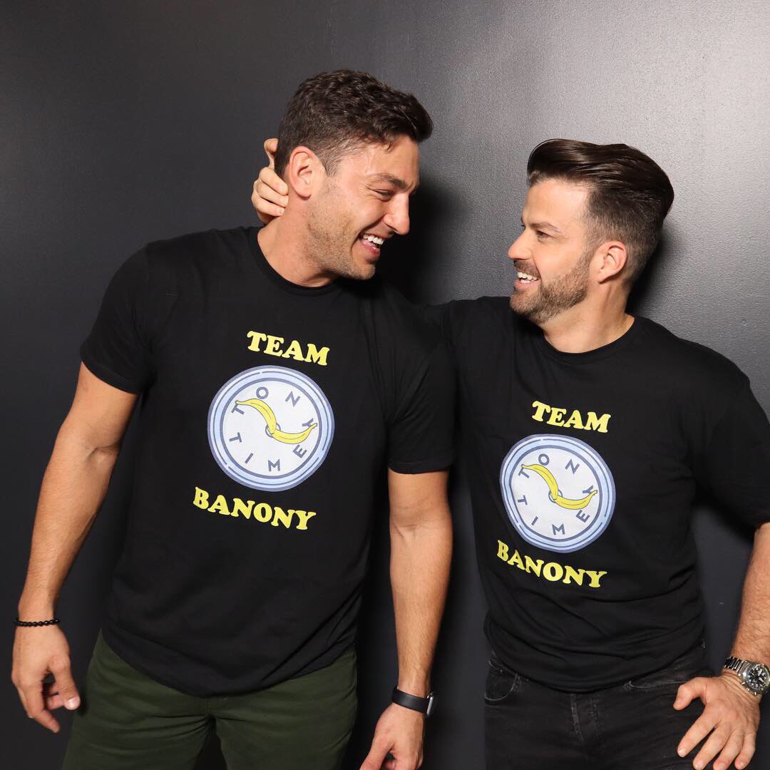 tonyraines's tweet photo. Started out Friends became Vendettas and ended up Brothers ✊ ⌚️ 🍌 #TeamBanony #TonyTime #BananaMan #TheChallenge32 @ChallengeMTV
.
.
.
Team Banony shirt and more at https://t.co/jZd7tnw5E7 https://t.co/J28hnOxxB1