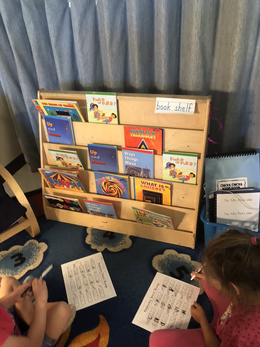 CWTES kindergarten students engaged in reading and writing in order to help the Ninja Turtles save their pizza.Teachers create a felt need for learning throughout the day and make connections back to the task in all subjects!@CWTESPrincipal