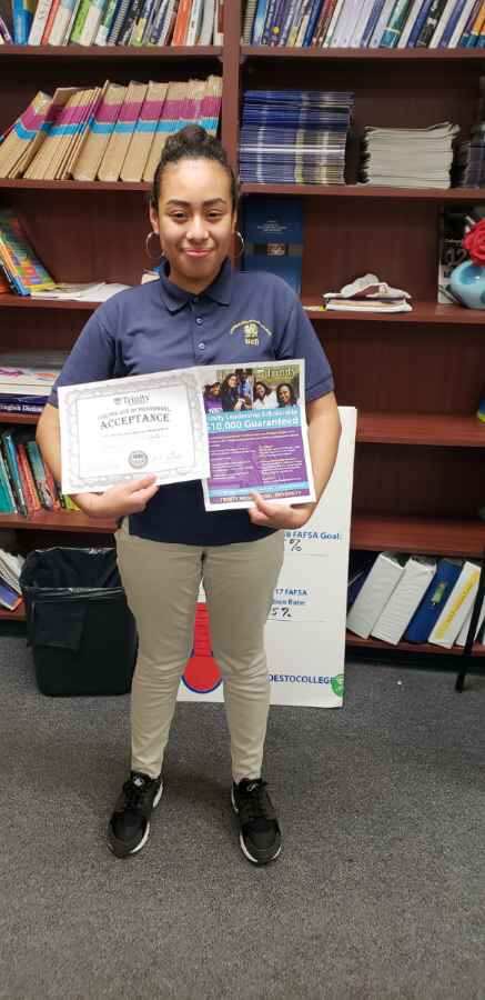 MsSymphoni's tweet photo. After a long day of interviews, shout out to the ladies of the Class of 2019 on their scholarship and college acceptances!!! https://t.co/3qgfiGHfhA