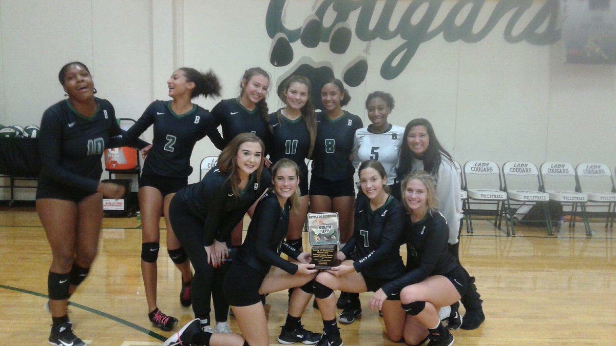 Congrats to the Lady Bobcat Volleyball Team on their Victory over Western Hills H.S. In 3 straight!! That makes BMHS up 3-0 this year in “The Battle of Benbrook - Route 377 Championship Series” #FAMILYALLIN <a href="/BenbrookMHS/">Benbrook Middle-High</a>