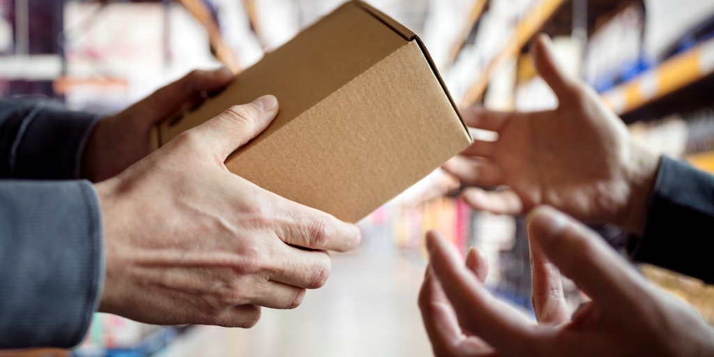 Every #ecommerce seller should have a clear online return policy that explains how customers can submit returns, plus an internal policy for your staff & #fulfillmentcenter outlining how they should handle returns. Learn more about #returnsmanagement at ow.ly/ppjB30mghOg