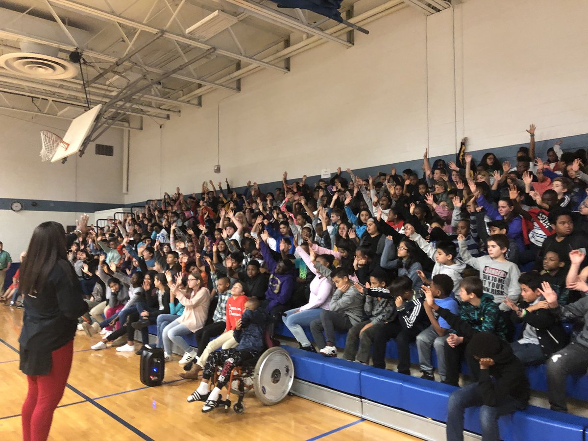 marygarecht's tweet photo. Today was a GREAT day. Lives were changed. Tears were shed. Hugs were shared. Rachel’s Challenge was accepted @GrahamParkMS Thank you @MoletteGreen @nbcwashington @AppleFederalCU for making it happen 🙌 

#bekind #bethechange #LionPride #GPFORClub @RachelsChalleng @PWCSNews https://t.co/rK8rrL4SzS