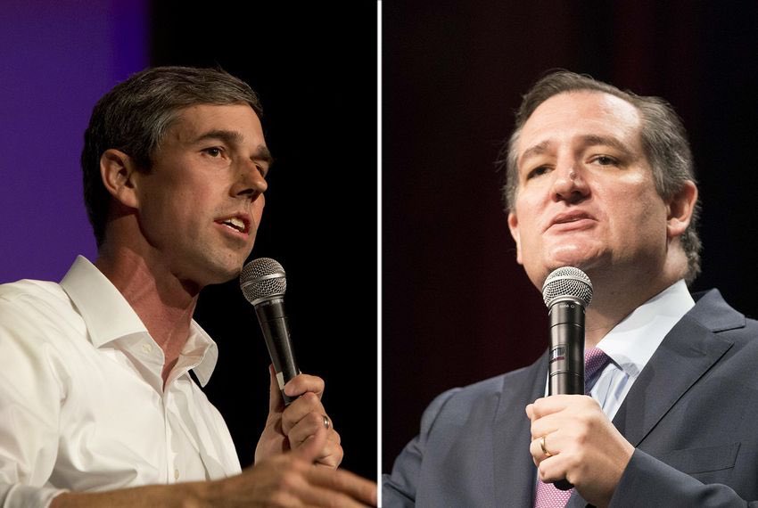 EffectualEdu's tweet photo. As a student of politics, you learn to watch body language. Sen. Cruz goes for the bottle of water every time he seems uncomfortable in the #TexasDebate. https://t.co/6PsbLTfJ20