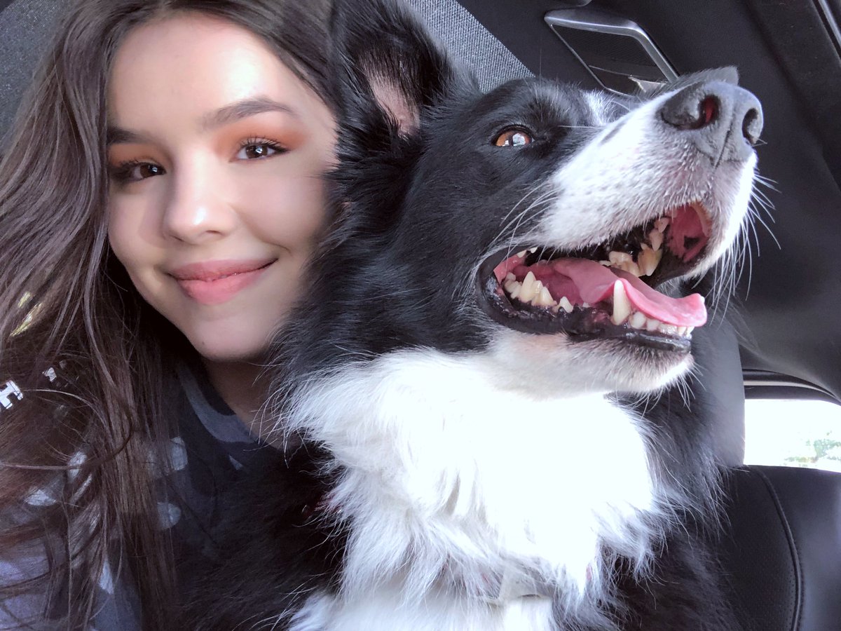 Mila forgot to pass along the information that it’s tongue out Tuesday 😝 #tot