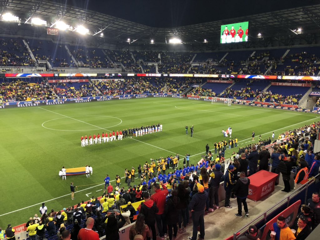 jevelezg's tweet photo. Hoy en Nueva York sigue nuestra @FCFSeleccionCol demostrando que con buen fútbol y renovación seguimos creciendo. https://t.co/Web3nrX9mU
