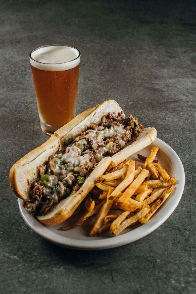 What’s better than a Philly and a cold beer?🤔... Trick question... Nothing.🍽🍺🔥 Come enjoy yourself at Duckworth’s!!!🔥