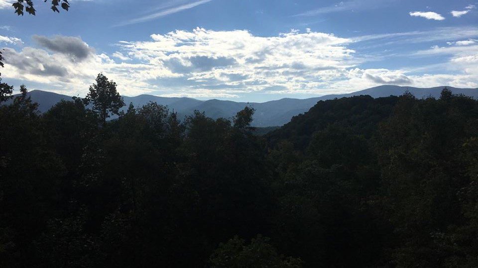 While it is not the tallest mountain range in the world, the Appalachian Mountains are the oldest. High vantage points provide beautiful lookouts of adjacent mountains.  #MillerFarmstead #GreatViews
