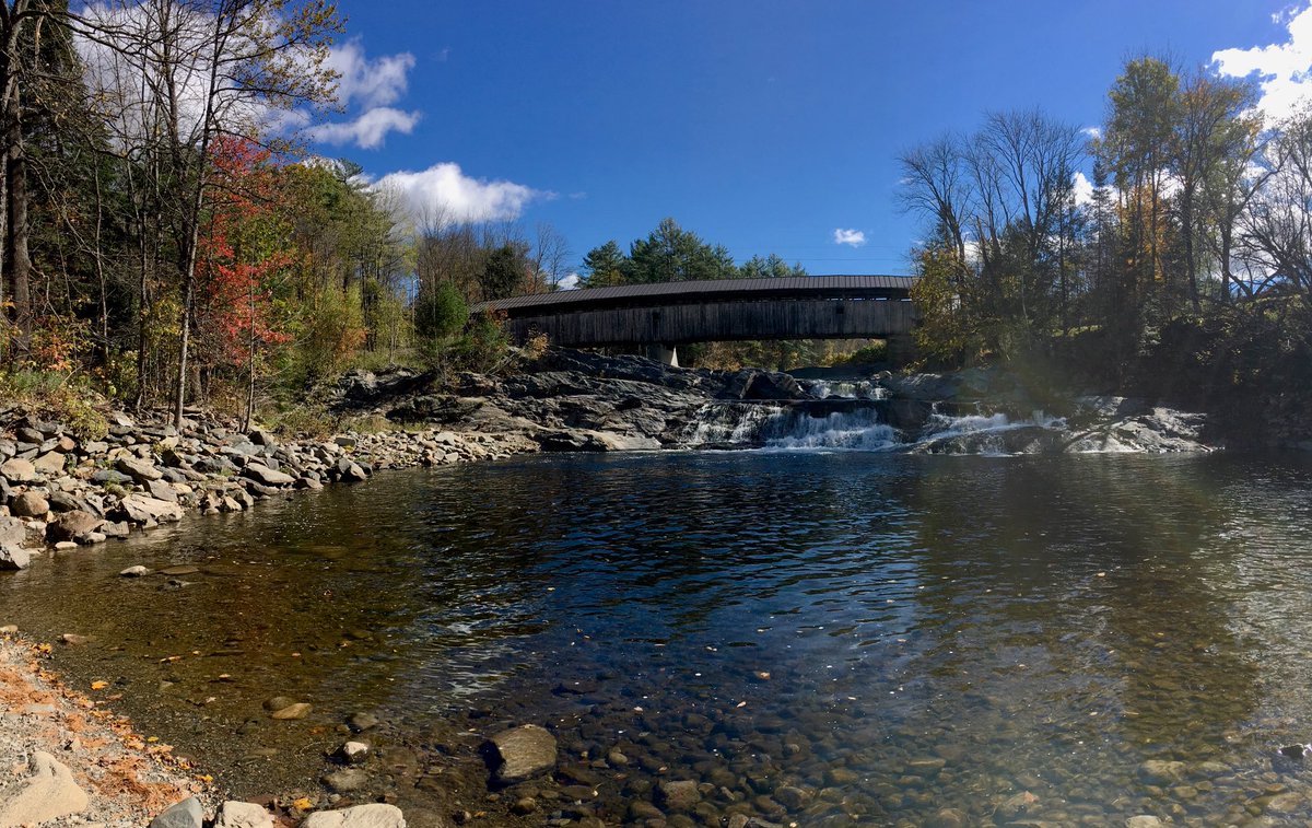 Day 14 We began in #NewHampshire & travelled to #Vermont on the trail of #coveredbridges - some well known, others hidden gems. Lots of #sunshine lots of #Fallcolors #roadtrip #NewEngland @StormHourMark @StormHour