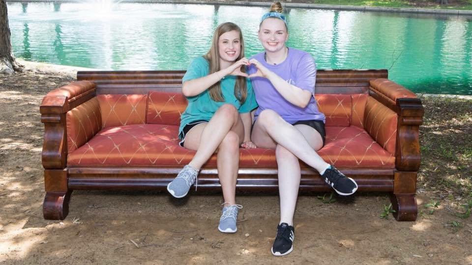 ChotinerRachel's tweet photo. HAPPY BIRTHDAY H-DOG!!! thanks for entertaining me every day! love you!!💕💕 https://t.co/07ezIxDhpw