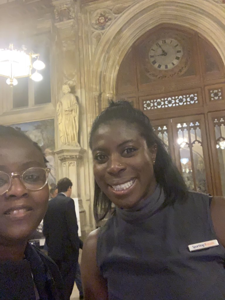 BasiYaKongo's tweet photo. Had the chance to meet a #British #athletics #royalty today @ChristineOhuruogu #britishatheletics #sportinggreats  #beijingolympics #london2012 it was a pleasure, she was nice hope I wasn’t rude😬 my sis was 🤩 thank you for the pics
#basiyakongo https://t.co/aXPfzsMHpS