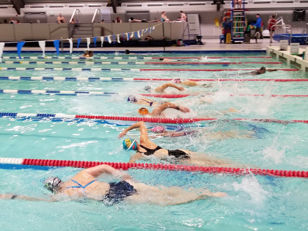 rickwarawa's tweet image. #timetrail @YQRmultisport   #performanceswim #fast #thanks guest coach Max extra room in lanes tonight #taper #nexttime @jackiehatherly