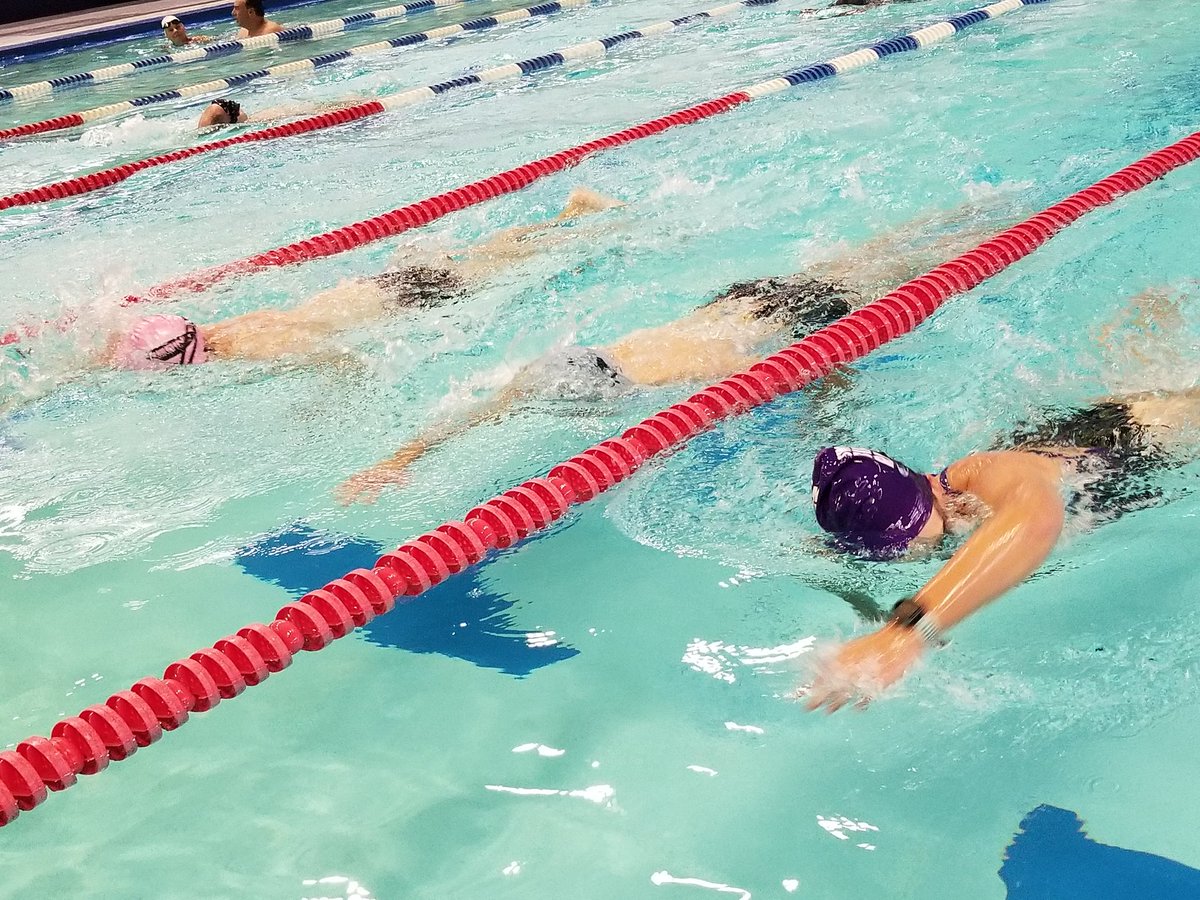 rickwarawa's tweet image. #timetrail @YQRmultisport   #performanceswim #fast #thanks guest coach Max extra room in lanes tonight #taper #nexttime @jackiehatherly