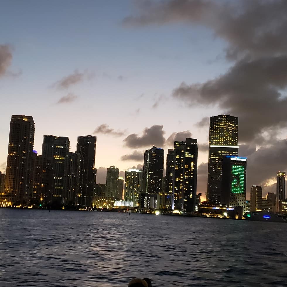 MeganHolstein's tweet photo. Wonderful evening cruising around Miami with @fineos clients @ the #FINEOSGlobalSummit18 https://t.co/eoygyKoyy2