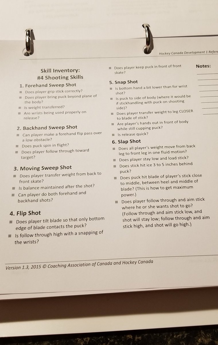 LisaHogan2222's tweet image. Just some light bedtime reading for my @LGHALynx Atoms. #HockeyLife #CoachLife #NeverTooOldToLearnNewTricks  @LGHALynx