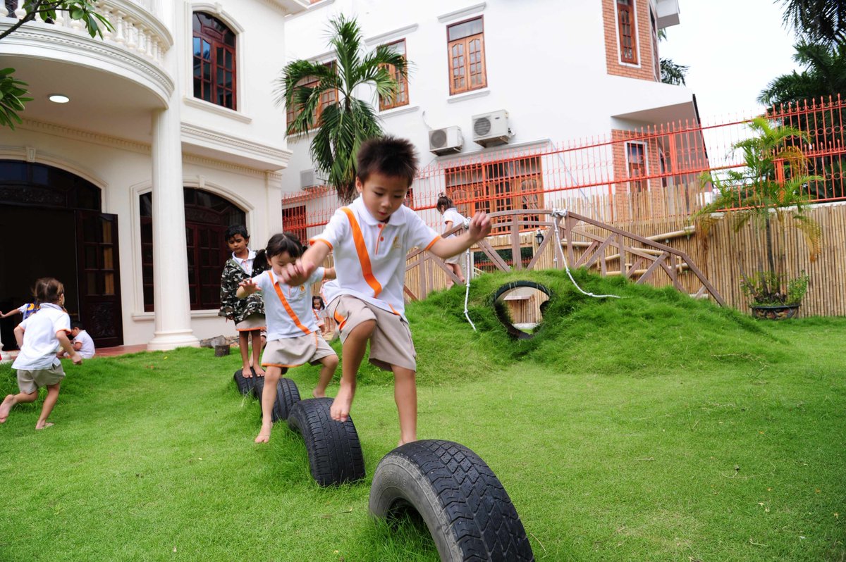 EISHCMC's tweet photo. The new @EISHCMC's #LittleExplorers villa is designed based on the principles of #ReggioEmilia &amp; offers our youngest #learners the opportunity to learn &amp; discover in an environment filled with beautiful natural light &amp; recognised for its potential to inspire. 
#EducationalVillage https://t.co/Na6b9sY49X