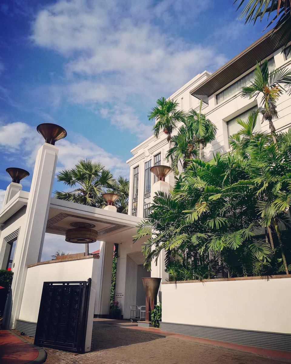If your vacation must-have list includes sumptuous decor, indulgent dining, and personalised service, look no further than Siem Reap. Check our list (link in bio) of top notch hotels and resorts to tempt you. Read more: ow.ly/FRBg30mdqZQ