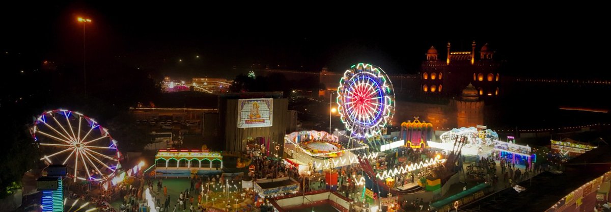abhimanyu_delhi's tweet image. 'Ramlila sky view'
Dont forget to see the Lal Qila in the background

#ramlila #flyer #eyeview #panaroma #colours #dussheratime #socrowded #tradition #redfort #besttym #photography