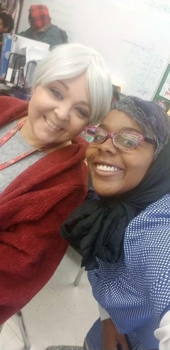 MsBanks2015's tweet photo. The @AHSGoldenEagles English Department came ready for a Day 2 of #Homecomingweek2018 : Day at the Carnival👵🏾🧓🏾 Grandparent's  like to have fun too😊 #yourlegacymatters #IamEPISD #AHS #Grandparents #teacherlife #teachergoals #weareandress #English #englishteacher https://t.co/aI3tvS8lC8