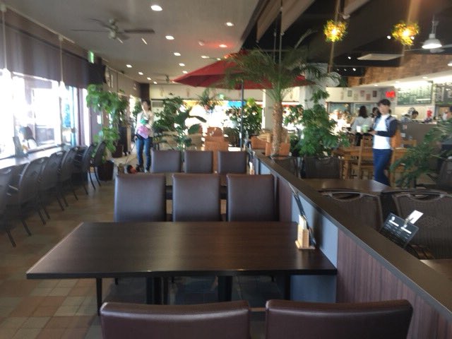 fukuimeshi's tweet photo. 福井県の名勝:東尋坊にあるスタバならぬIWABA cafe!鳥取県の砂場珈琲をパクったCafe、他県を真似たネーミングセンスには、ちと恥ずかしいかも(笑)
#福井県 #東尋坊 #IWABA https://t.co/V0Q5yKpcCw