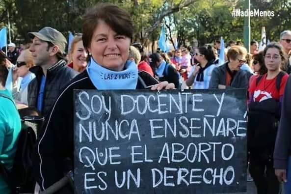 FUI PROFESOR POR 23 AÑOS Y ESTA SIEMPRE FUE Y SIGUE SIENDO MI FILOSOFÍA