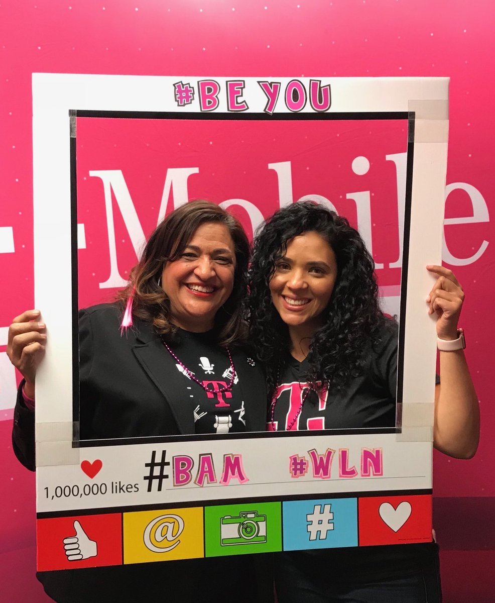 franimally's tweet photo. Couldn’t let the day end with out sending a special shout out to this amazing  leader. Thank you for everything you do and your continuous support. Happy National Boss Day!!!! ⁦@JL0DucaBayPoint⁩ https://t.co/OcQJ7LDLqV