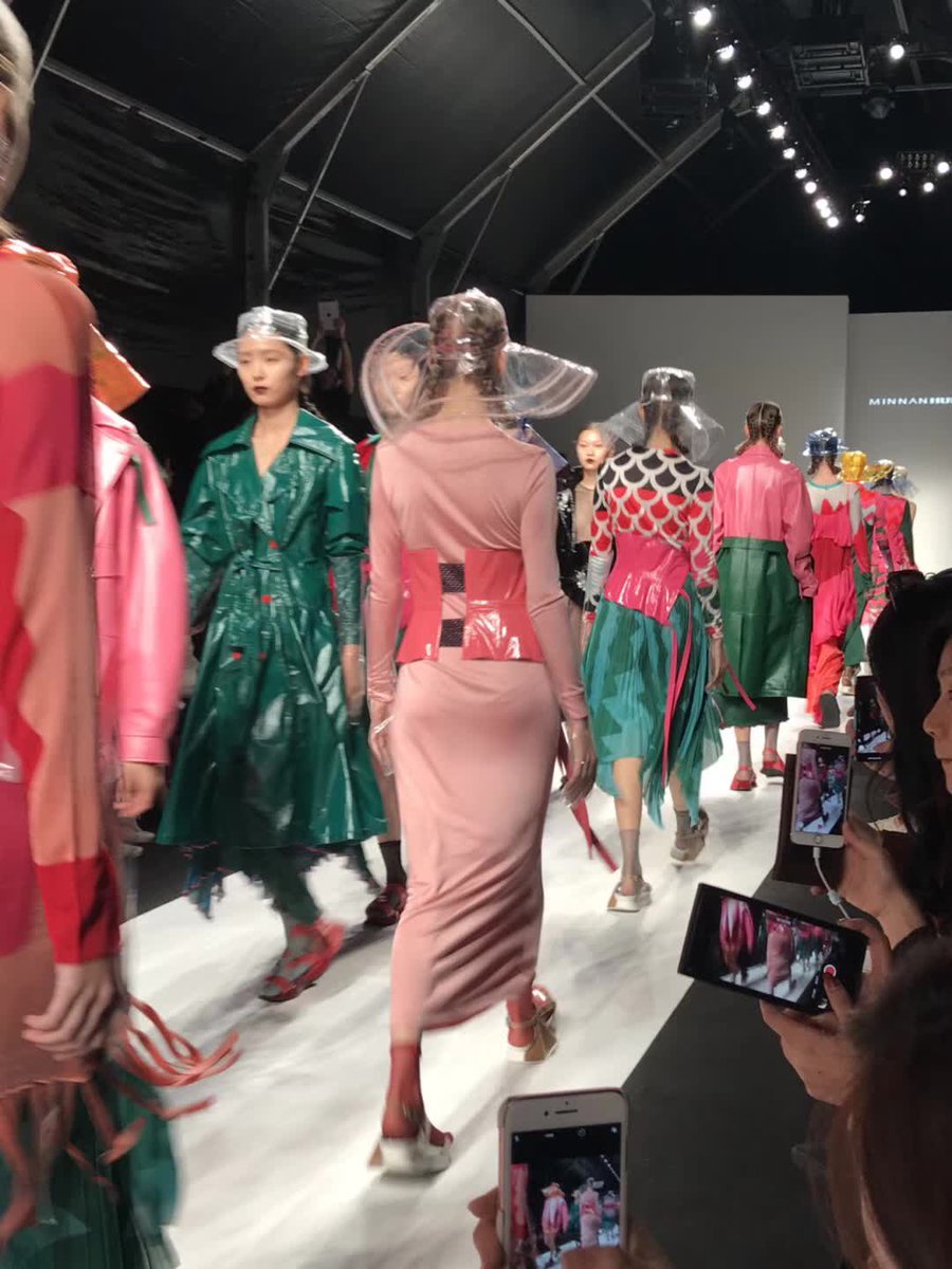 nanosecc's tweet photo. #Shanghai #shanghaifashionweek #leafxia https://t.co/P3CKGHN8uT