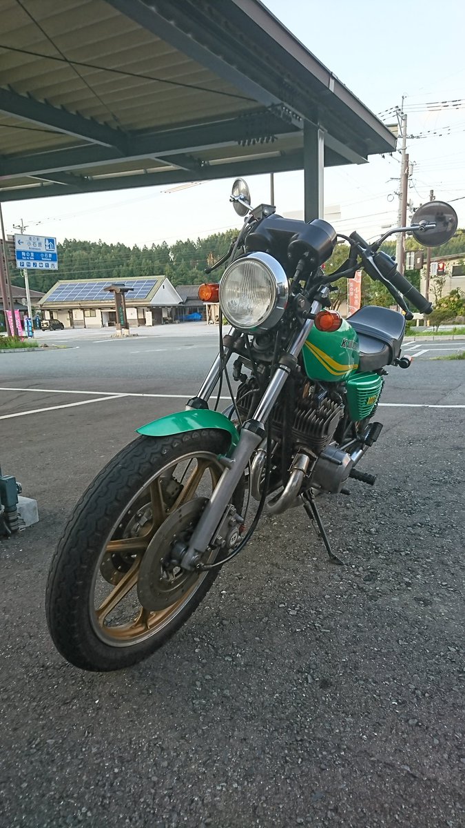 Hiro Auf Twitter 盗難されました 見かけたら情報よろしくお願いします カワサキkh250 緑 黄ライン ナンバー 1沖縄え5980 メッキチャンバー Beetアルフィンカバー ファンネル仕様 福岡県遠賀郡芦屋町で10月16日深夜 17日早朝の間に盗まれました T