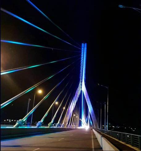 ntvuganda's tweet photo. The new Jinja Nile Bridge will be commissioned today by President @KagutaMuseveni. 

Our reporter @SolomonKaweesa1 and camera person William Kintu will be in Jinja to bring you all that will be happening. #NTVNews | https://t.co/AgrIO3bWpF https://t.co/P8wLtMLiEl
