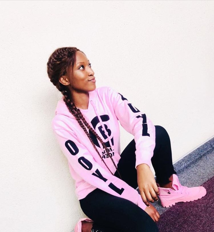 blackconcept_'s tweet photo. Hoodie are also available 🔥🔥🔥🔥#OOYL https://t.co/H2T1ymLpjO