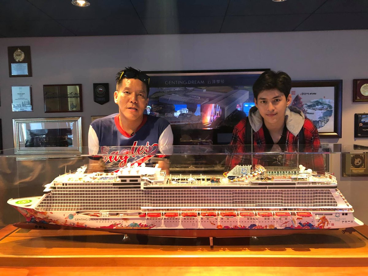 bless_sil's tweet photo. #เที่ยวมั๊ยyou นานๆลงรูปกิ้วกับพี่ #Djsert บ้าง รายการมีมาหลายเดือนน่าสนุก รวมรูปริวแนวเท่ห์ๆนิ่งๆบ้าง นู๋เต้นมาเยอะแล้ว พิธีกรท่องเที่ยวก็เท่ห์ได้เหมือนกัล #มาริวกิ้ว @MariewGang @MariewFanClub https://t.co/2dylKg66vF