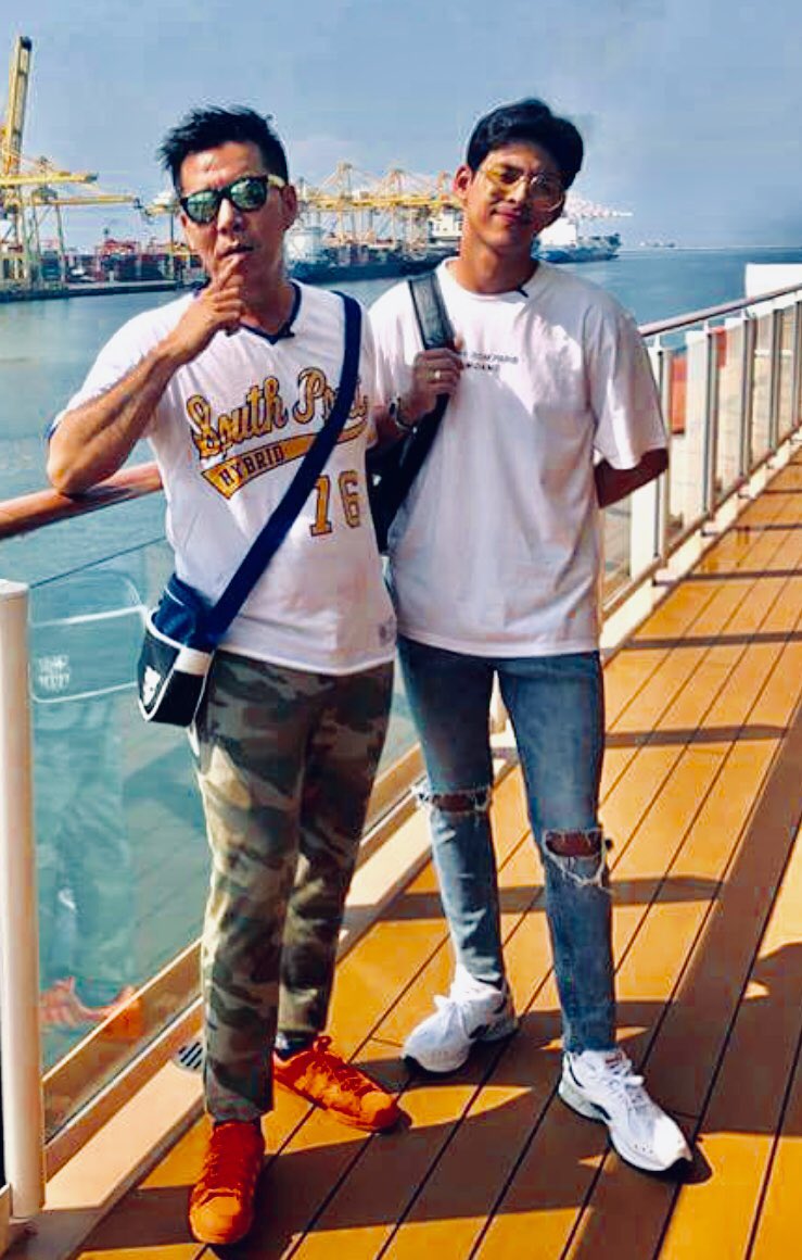 bless_sil's tweet photo. #เที่ยวมั๊ยyou นานๆลงรูปกิ้วกับพี่ #Djsert บ้าง รายการมีมาหลายเดือนน่าสนุก รวมรูปริวแนวเท่ห์ๆนิ่งๆบ้าง นู๋เต้นมาเยอะแล้ว พิธีกรท่องเที่ยวก็เท่ห์ได้เหมือนกัล #มาริวกิ้ว @MariewGang @MariewFanClub https://t.co/2dylKg66vF
