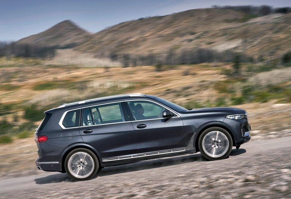 Cars Co Za On Twitter The Biggest X Model Is Here Meet The Bmw X7 Which Was Revealed Overnight Https T Co Vhcnhugj0n