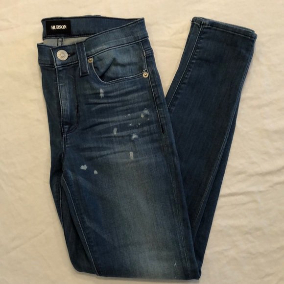 So good I had to share! Check out all the items I'm loving on @Poshmarkapp #poshmark #fashion #style<a href="/tag/fashion"class="tags"><span>#fashion</span></a><a href="/tag/shopmycloset"class="tags"><span>#shopmycloset</span></a><a href="/tag/style"class="tags"><span>#style</span></a><a href="/tag/hudsonjeans"class="tags"><span>#hudsonjeans</span></a><a href="/tag/poshmark"class="tags"><span>#poshmark</span></a>