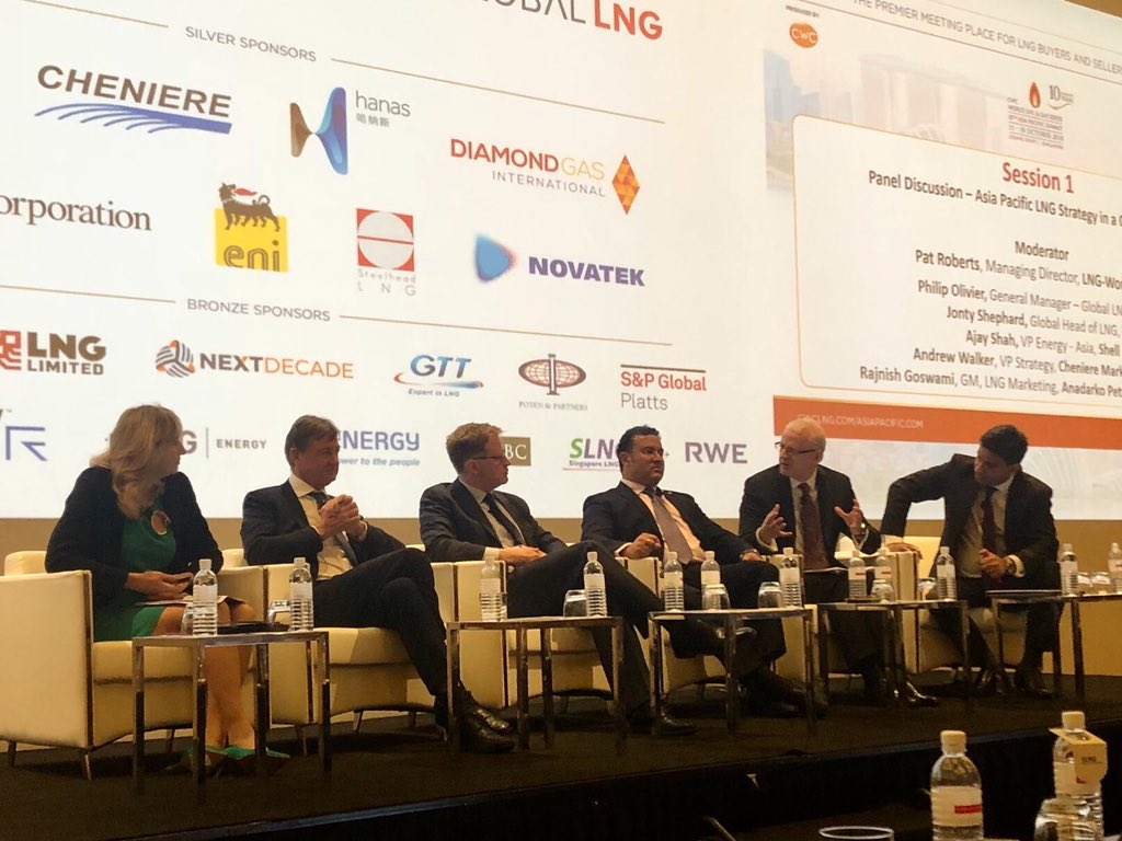 Andrewwalkerlng's tweet image. @Cheniere. Proud to be part of the ‘The Heavyweight Panel’ kicking-off the @CWCGas Asia Summit #LNGASIA in Singapore today along with @Shell @Total @BP_plc @Anadarko_Oil
