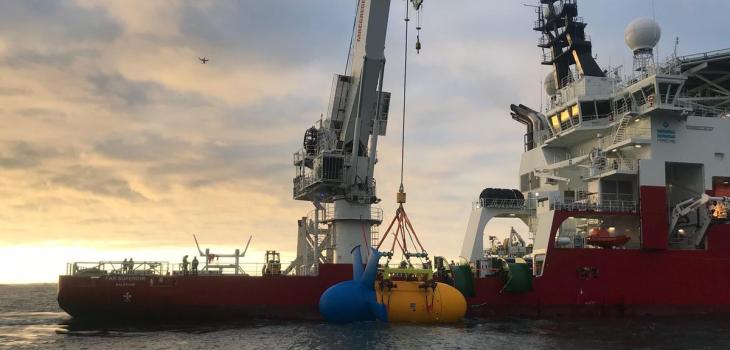 bjegou's tweet photo. #Hydrolien : la turbine #Sabella #D10 remise à l’eau dans le #Fromveur près d'#Ouessant @SabellaTidal @SolstadOffshore #EMR #énergiesmarines @BretagneBDI @Akuo_Energy #MacArtney https://t.co/jbFZxYzeuP via @_lemarin https://t.co/A9WOqtjYAU