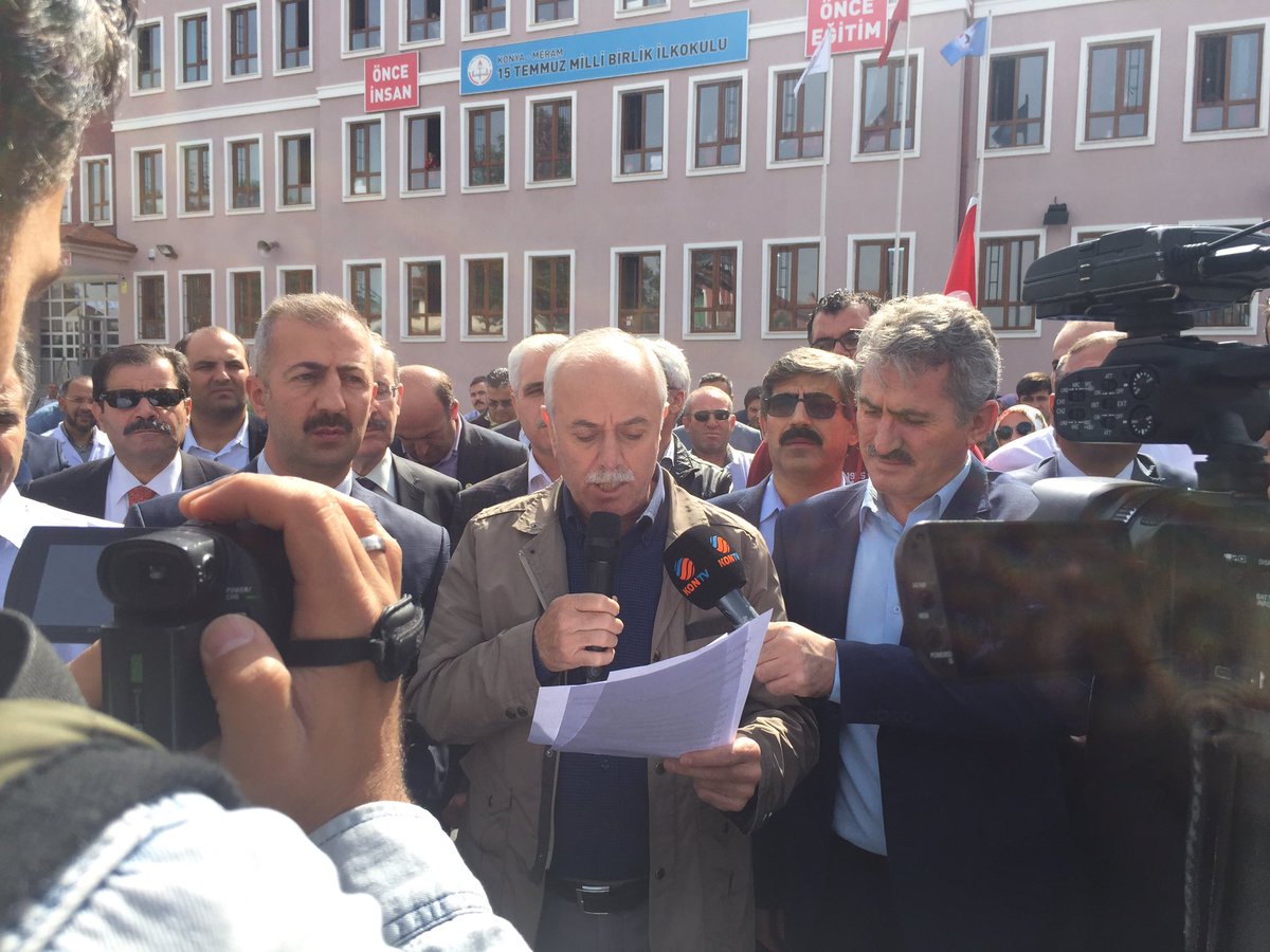 ziya dagli on twitter konya meram 15 temmuz milli birlik ilkokulu nda yasanan baski siddet ve tehdit olaylarina karsi birlik ve beraberlik cagrisi yapiyor ve diyoruz ki ogretmene siddete hayir ogretmene verilen deger