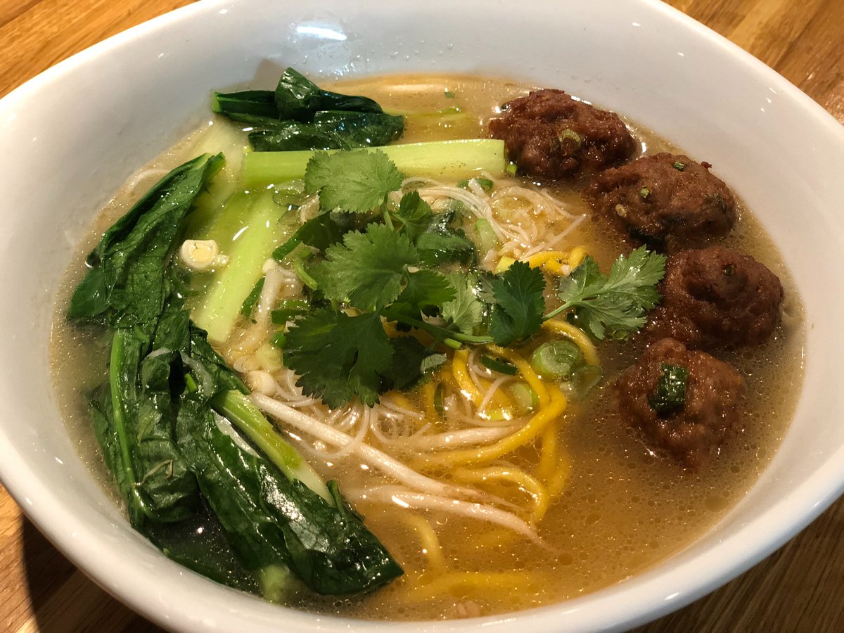 Meatball noodle soup 😍