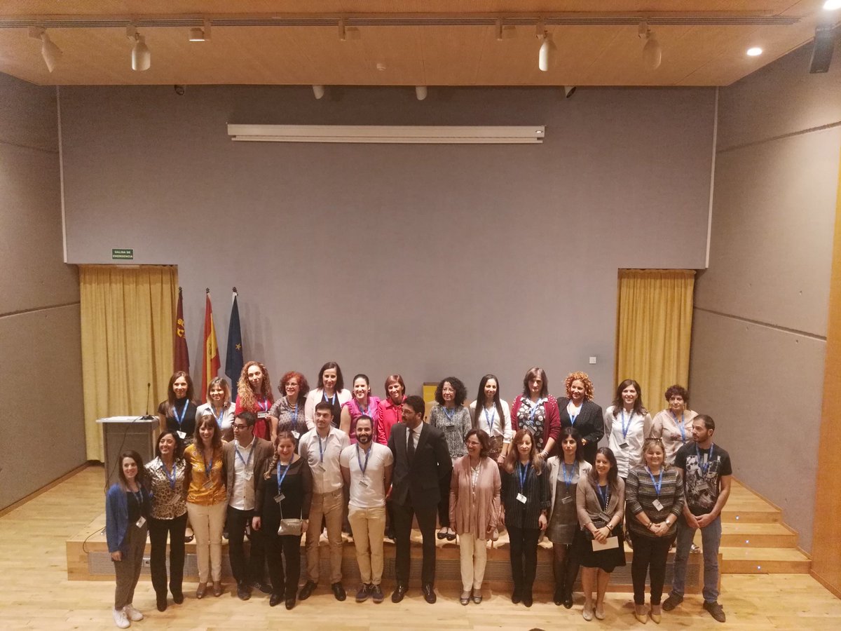 Asguimur's tweet photo. Estamos muy contentos de darle la bienvenida a los nuevos Guías Oficiales de la Región de Murcia, que llegan llenos de ilusión por mostrar nuestro maravilloso patrimonio. Enhorabuena, compañeros! #guiasoficiales #cctmurcia #cefapit https://t.co/59PUv2lqgP