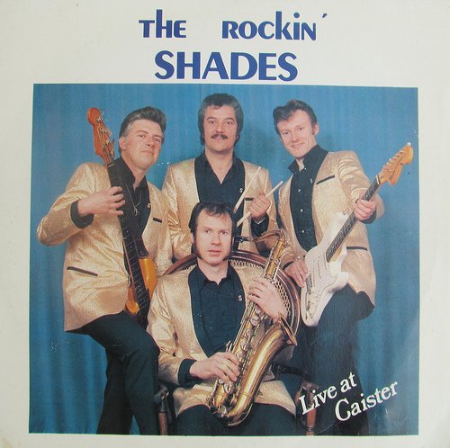 BBC6MorningShow's tweet photo. Listener Coreena shares her #MemoryTape all for her Dad for Alan Ross, the bassist from The Rockin' Shades. And we're playing them NOW #np Rock n' Roll Is Good For The Soul:
https://t.co/B9W9lEogjT @tom_ravenscroft https://t.co/dkEJI6lEDC