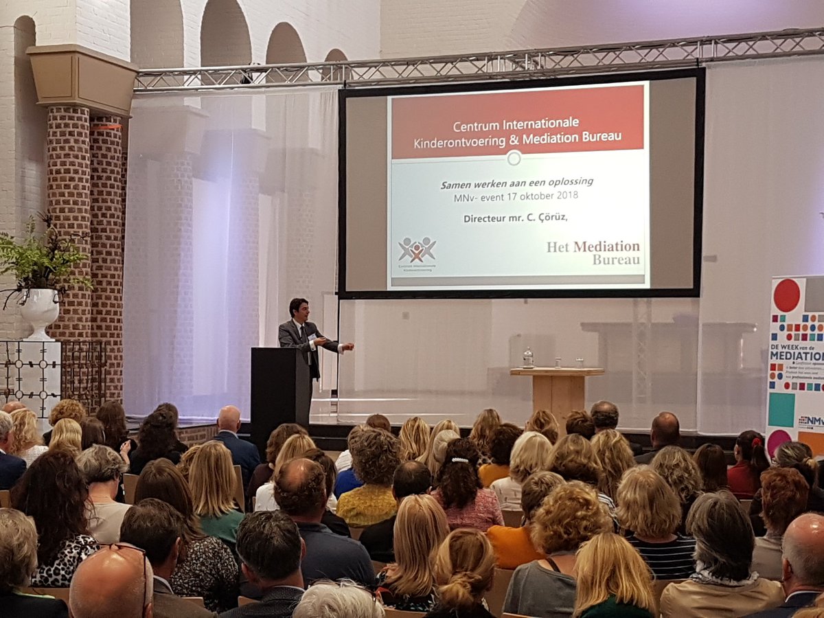 MathijsStorm's tweet photo. Directeur Centrum IKO, dhr  C. Coruz verteld op VMn mediation congres over meerwaarde samenwerking en mediation in IKO zaken. https://t.co/jBa14rXodO