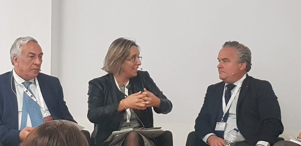 imf_education's tweet photo. La compañía necesita el máximo talento de la gente que tiene dentro. Por eso invierto muchísimo en políticas de #comunicacion el empleado cuenta y si tiene talento haré lo posible para que promocione, independientemente de su edad. @GtMotive #talentoinvisibleIMF https://t.co/3w1CByJamD