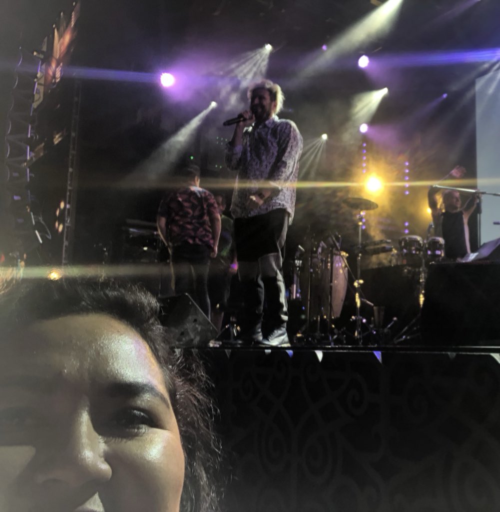 Lespi11jm's tweet photo. #212extra @AlboaMX gracias @RMXradio @eseauto @goliveros @soymiguelsolis Los amo, son mis Favs ever forever @LADecadentes 😍 https://t.co/Yx8GOU3HOm