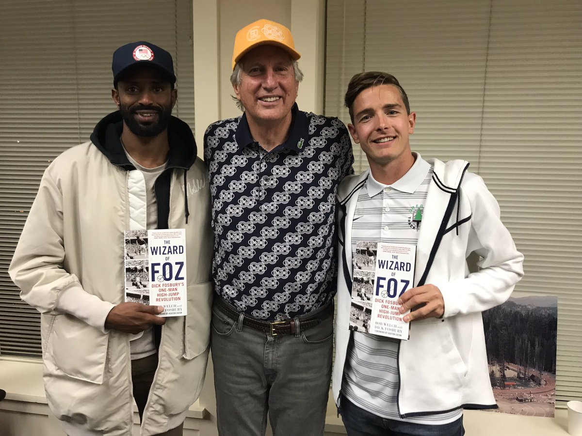 highjumperjenn's tweet photo. Tom had the fantastic opportunity to meet Dick Fosbury last night. The man who transformed my former event High Jump and who’s technique the media famously coined the “fosbury flop” #tracktownusa #otce https://t.co/f68QScgfA4