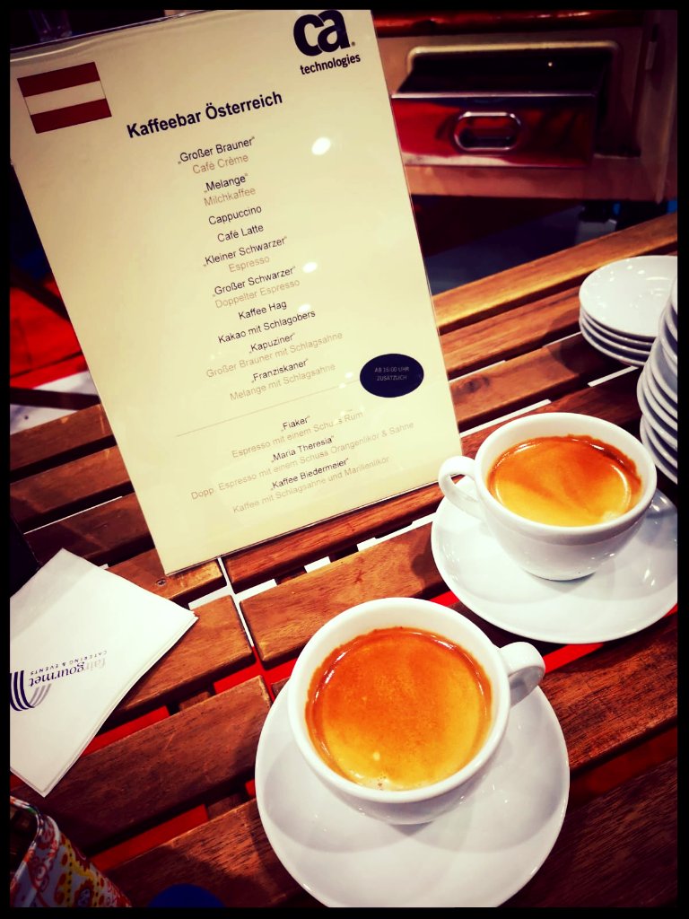 CAAutomation_DE's tweet photo. #Leipzig, der Kaffee ist fertig! Die Maschine läuft und die CA Automation Experten warten auf euch! Kommt auf den #DSAGJK18 zur 🇦🇹 Kaffeebar und trefft uns an Stand L14. Wir freuen uns auf guten Kaffee und interessante Gespräche...#automation #SAP #ERP #Systemcopy #systemcopy https://t.co/CgXZEVLIec