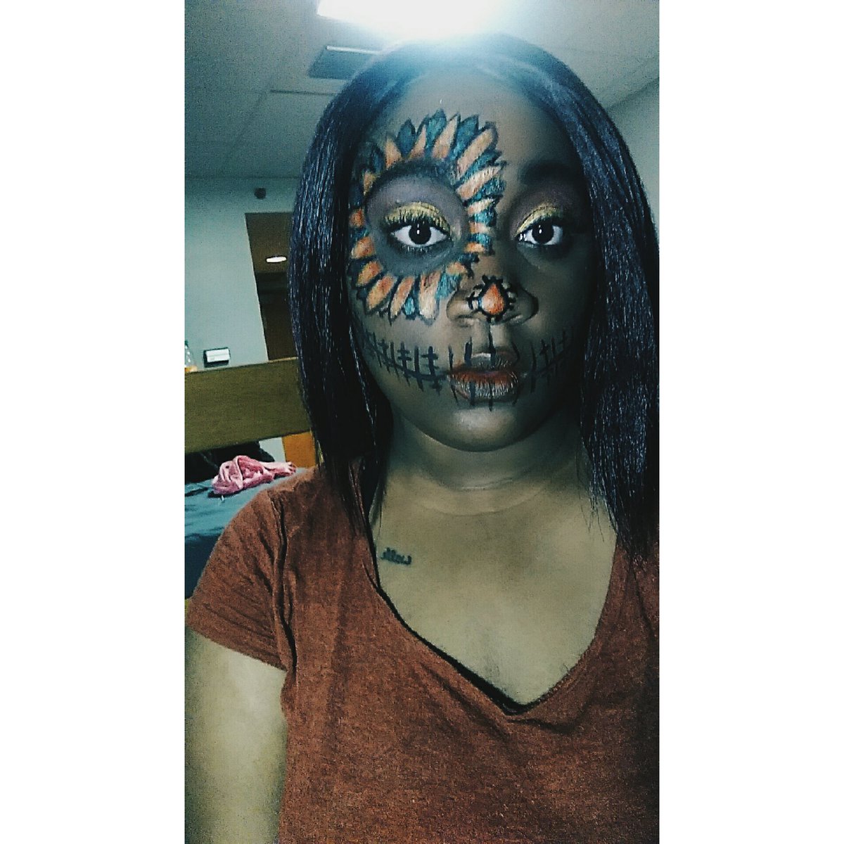 __essancee's tweet photo. Hi 👋. Hope you like these 

#Halloween #halloweencostumes https://t.co/QbbNdkl4TA