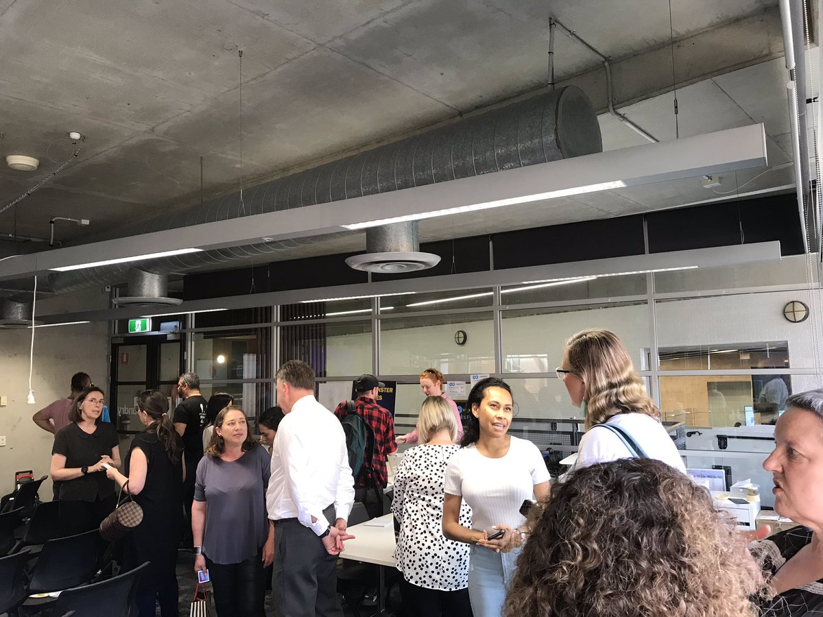 QUTEship's tweet photo. Hi friends, we’re welcoming guests to “The importance of female entrepreneurs” &amp; enjoying yummy food &amp;  @SpringandGrove drinks...come along😊 https://t.co/CEWXg5p2Kw