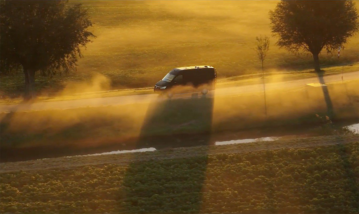 DronewatchNL's tweet image. ‘Onze drone command vehicle is een rijdende totaaloplossing’ | Dronewatch Pro dronewatch.nl/2018/10/17/sky… #Skytools #adv